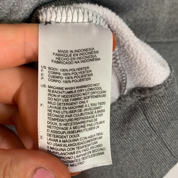 Reebok Grey & Pink Half Zip Sweater - Picture 10 of 10